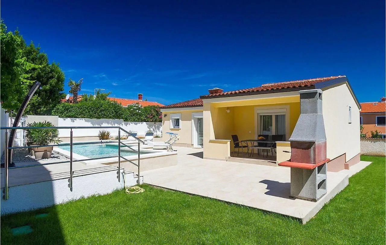 Holiday home Nice Home In Pula With Outdoor Swimming Pool