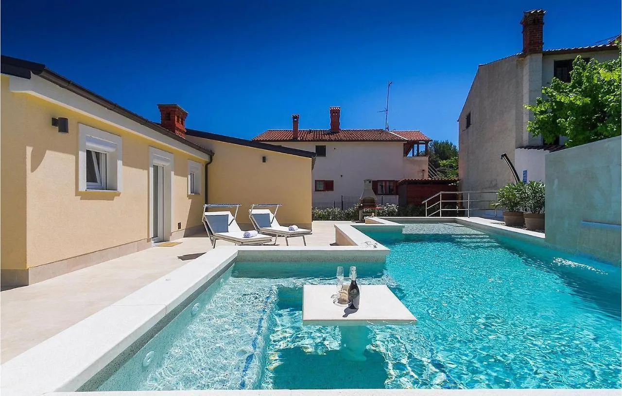 Nice Home In Pula With Outdoor Swimming Pool 0*,  Croatia