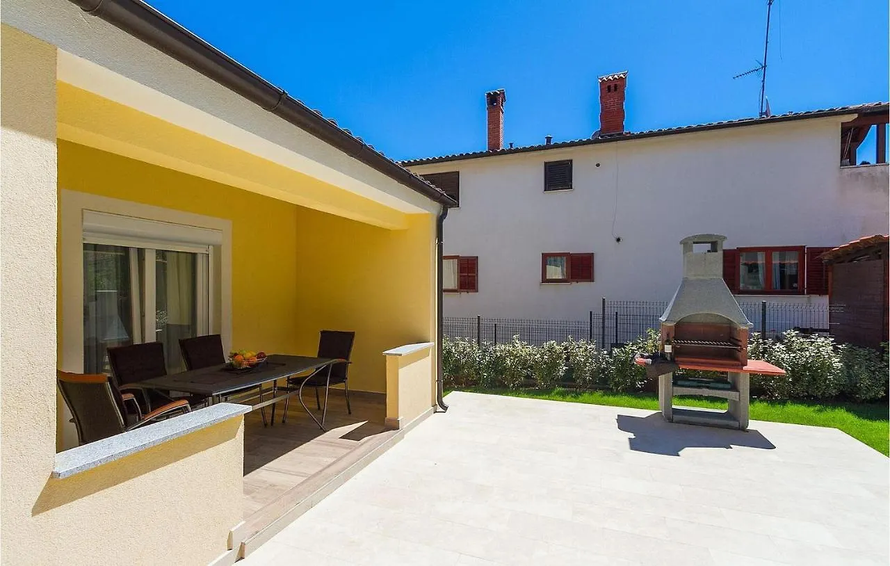 Nice Home In Pula With Outdoor Swimming Pool 0*,  Chorwacja