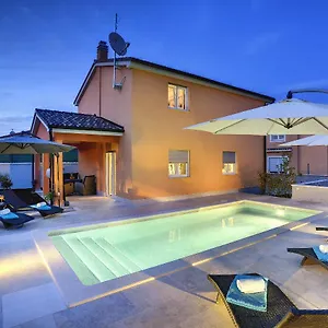  Ferienhaus House Vedrana, Jadreski